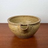 Mid-century modern British studio pottery bowl by Richard Batterham, 1960s.