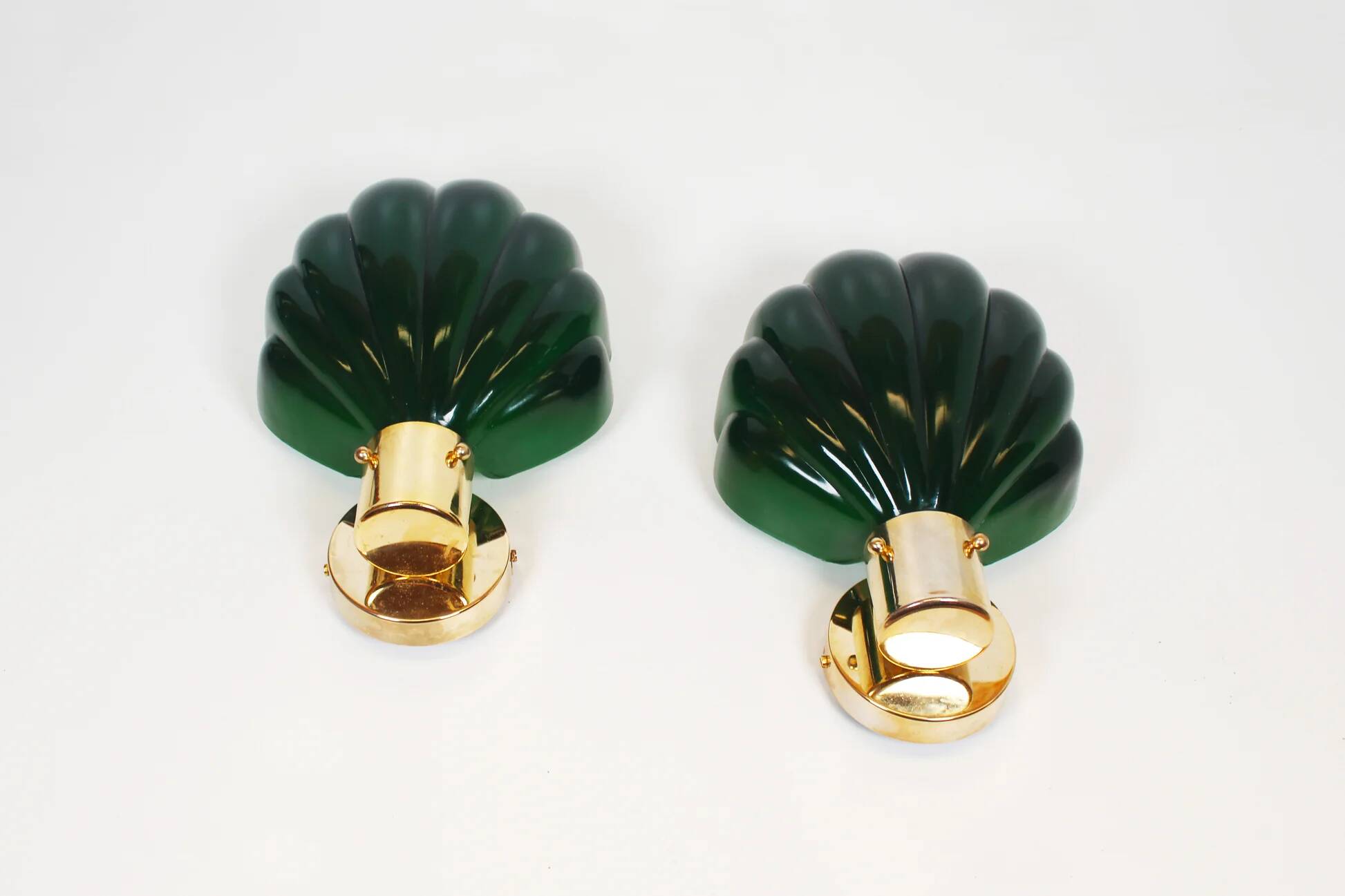 Pair of Italian 1970s wall lamps in Murano glass and brass