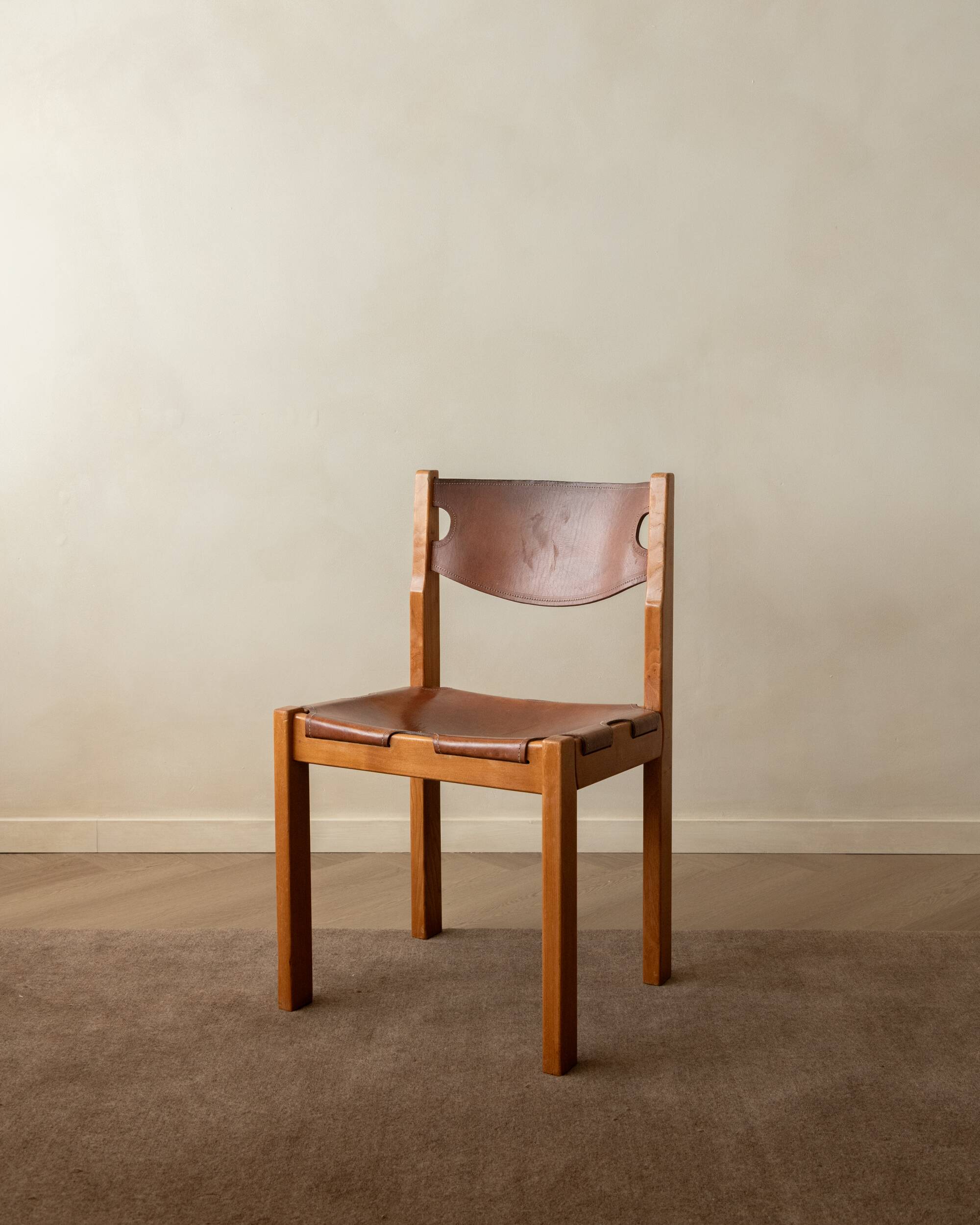 Brutalist Elm and Leather Dining Chairs by Maison Regain, 1970s, Set of 4