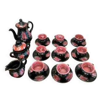Vallauris coffee set in vintage black and pink earthenware (25 pieces)