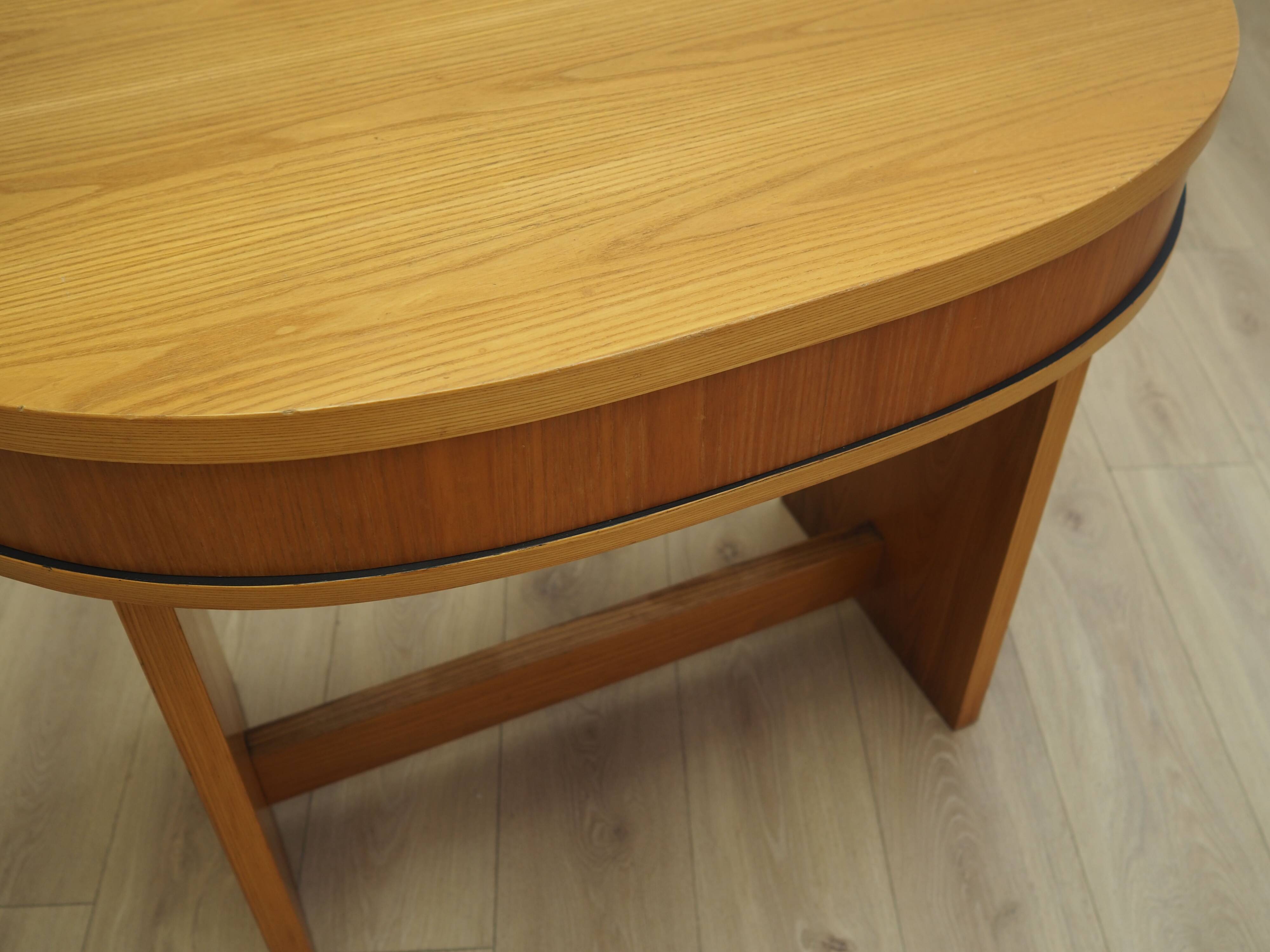 Oak desk, Italian design, 1970s, production: Italy