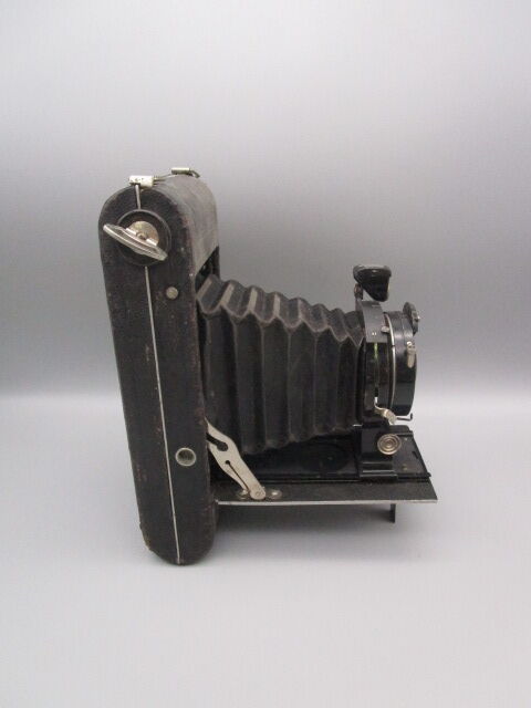 Old bellows camera