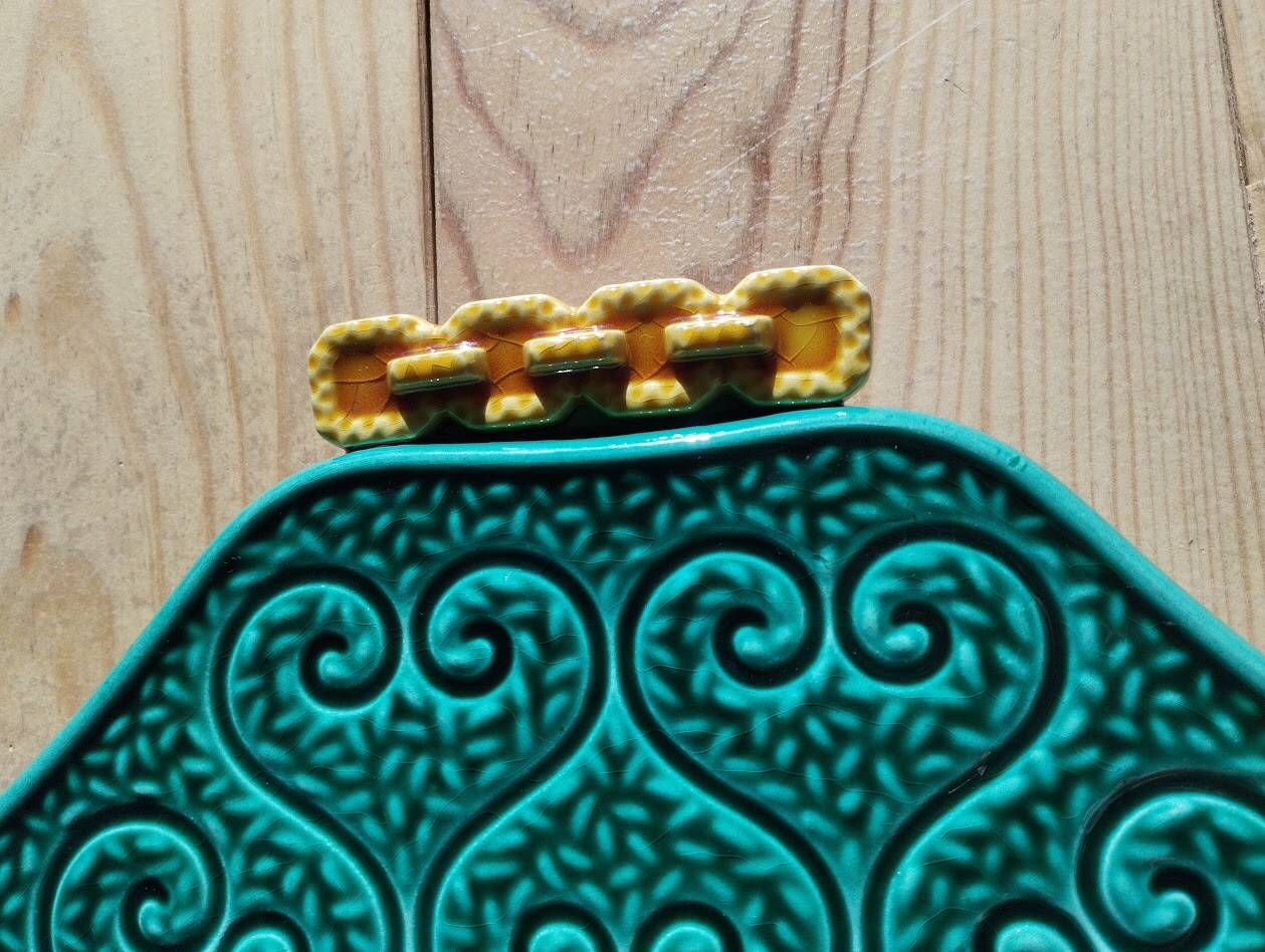 flat dish in slipware
