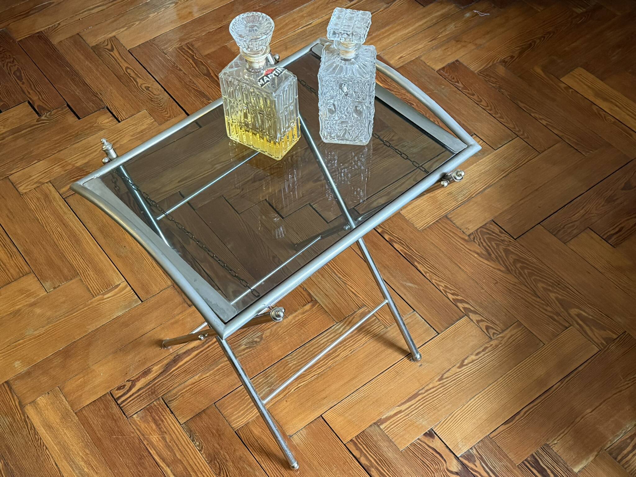 Nickel-plated metal dessert trolley