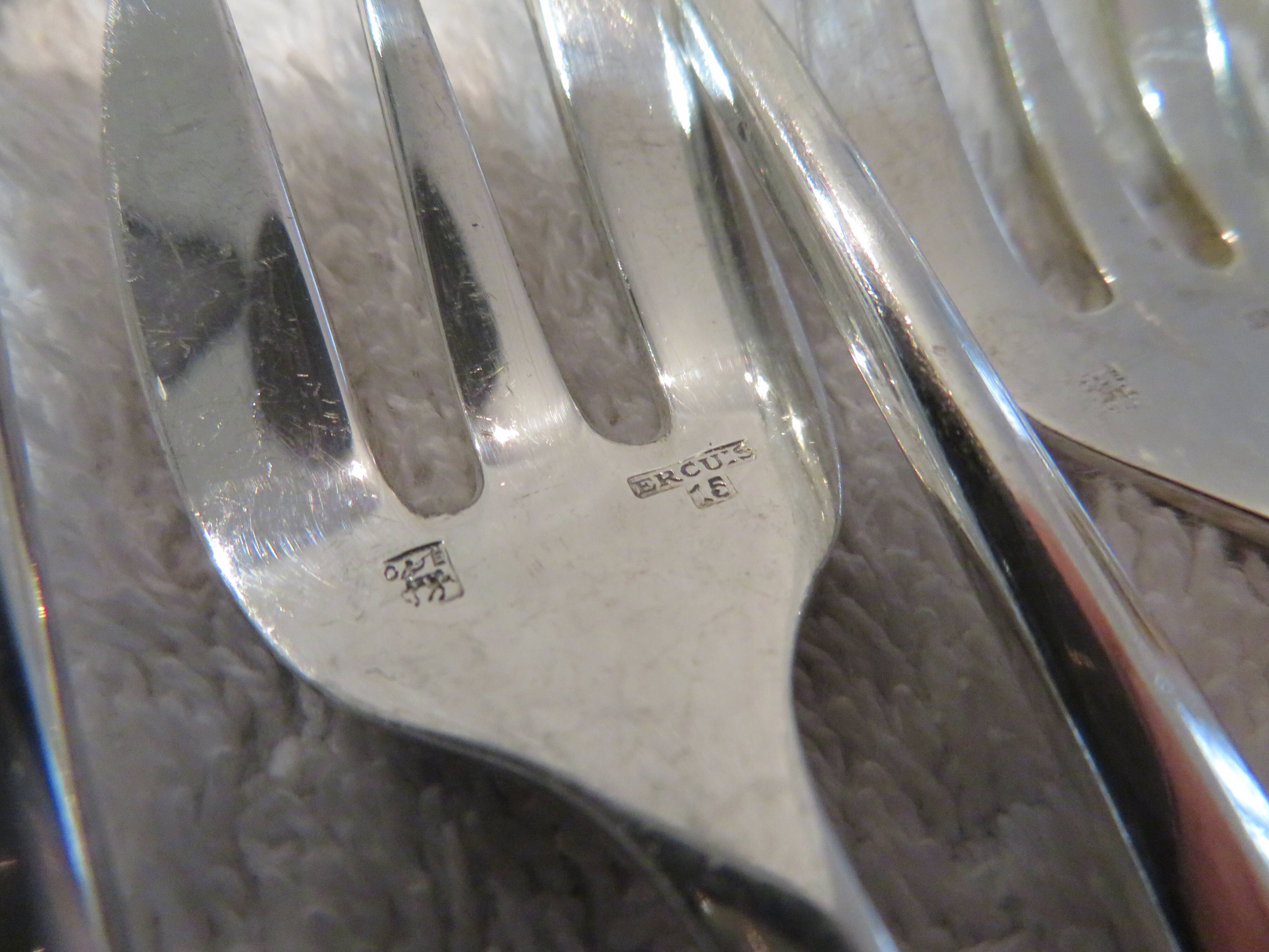 12 silver-plated oyster forks, Ercuis goldsmith, baguette-shaped, 14.3 cm