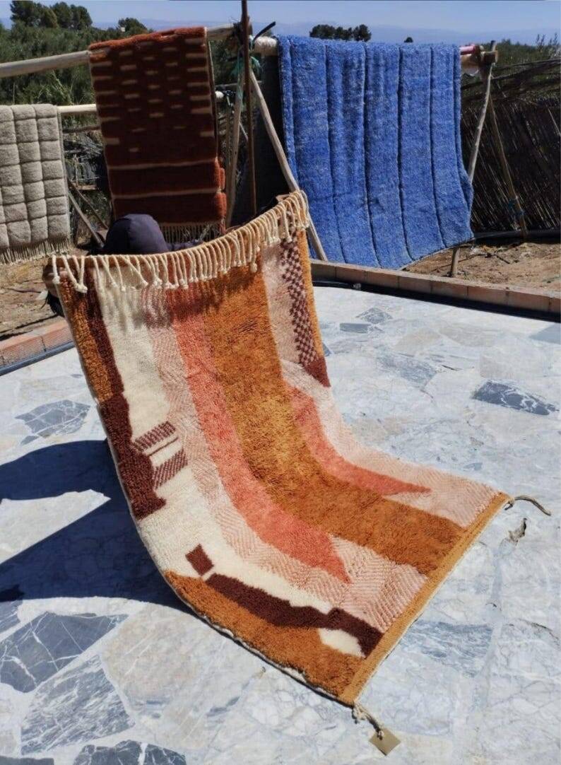 Handwoven Moroccan wool rug 150/250cm