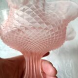 Small pink glass bowl on shabby foot, empty pocket
