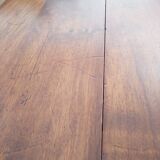 Extendable oval table