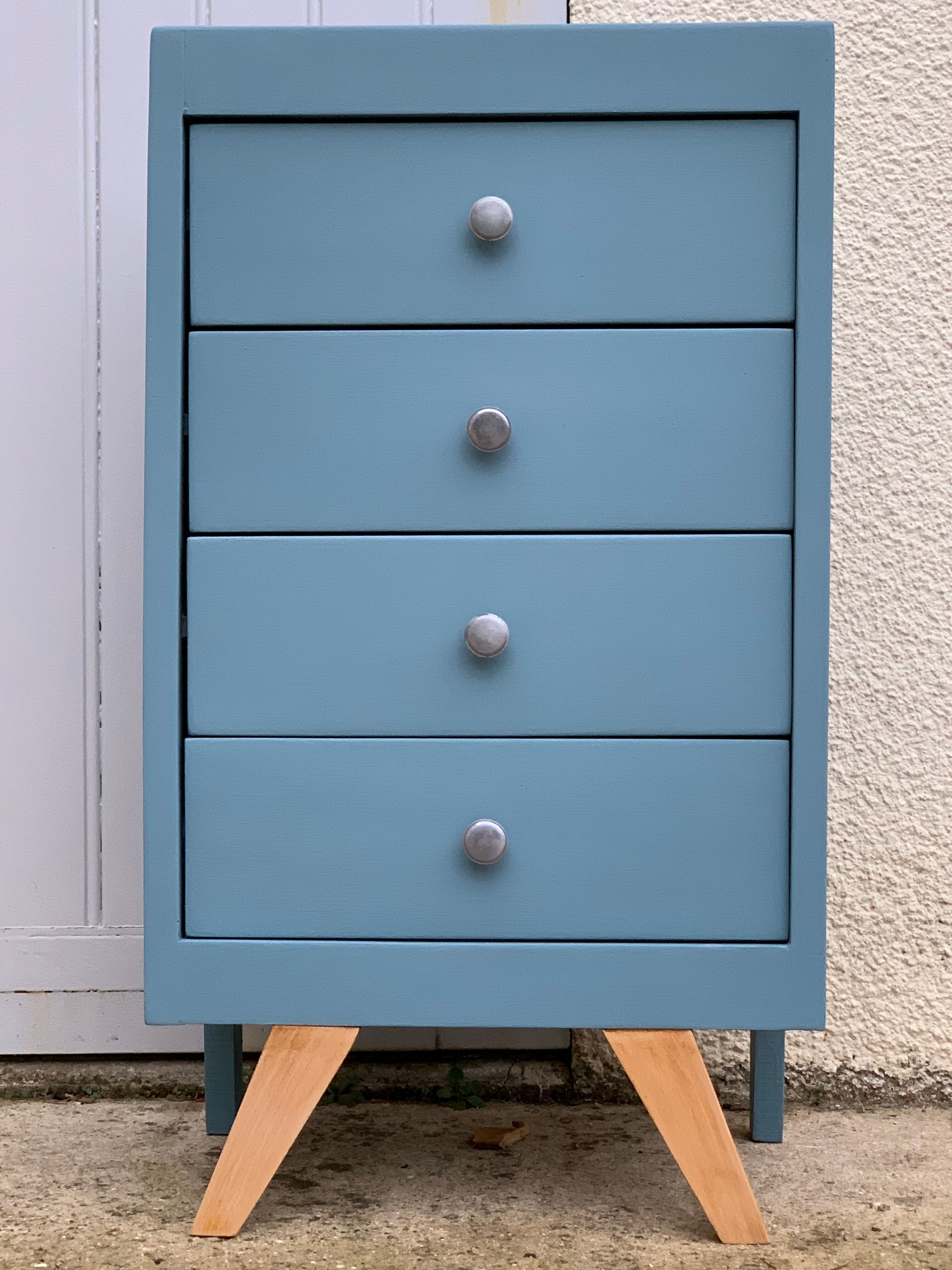 Chiffonnier feet compass 1950