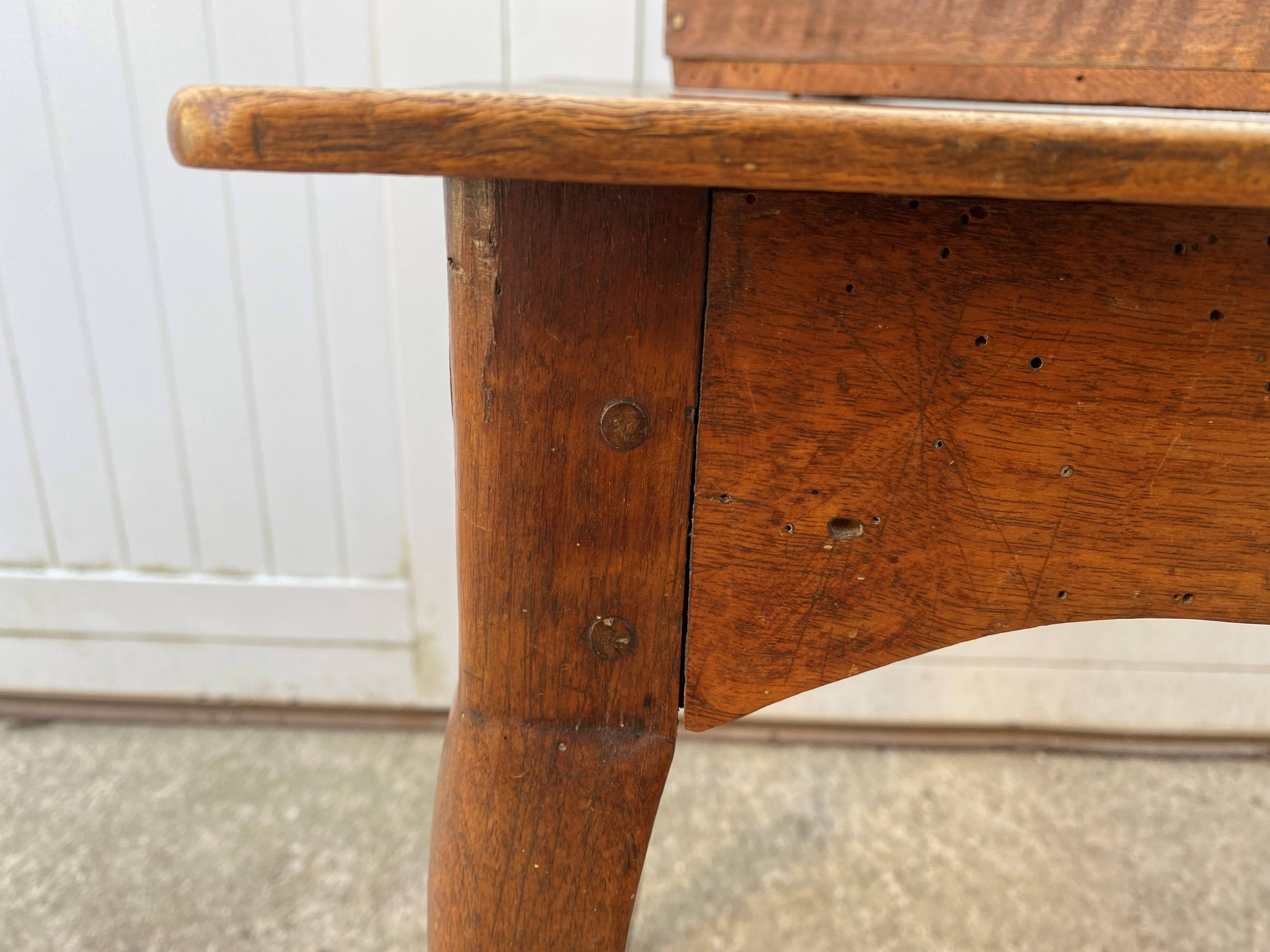 Oak desk with 1 drawer, 65x52cm