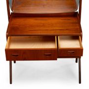 Vintage vanity dressing table