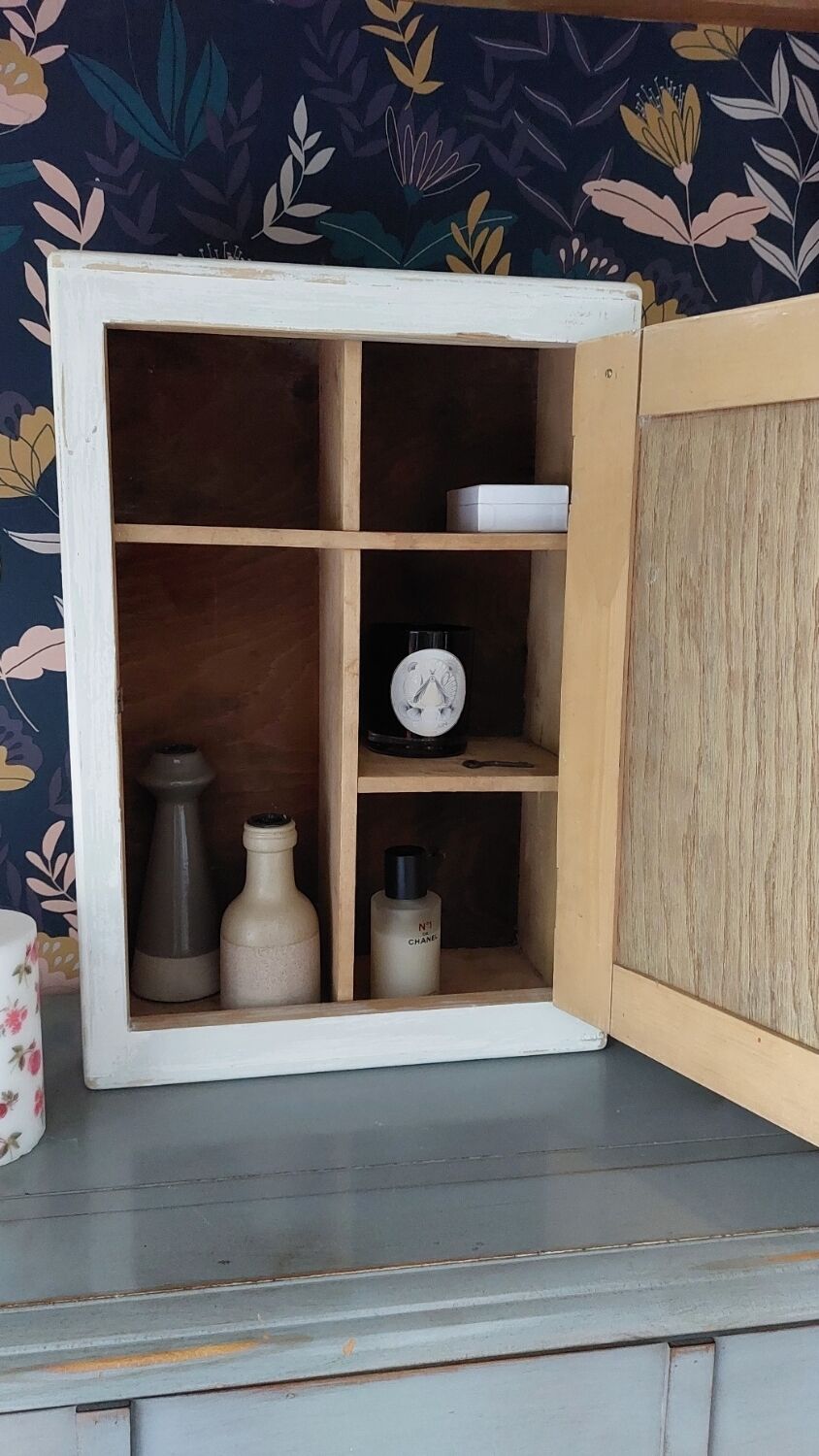 Medicine cabinet
