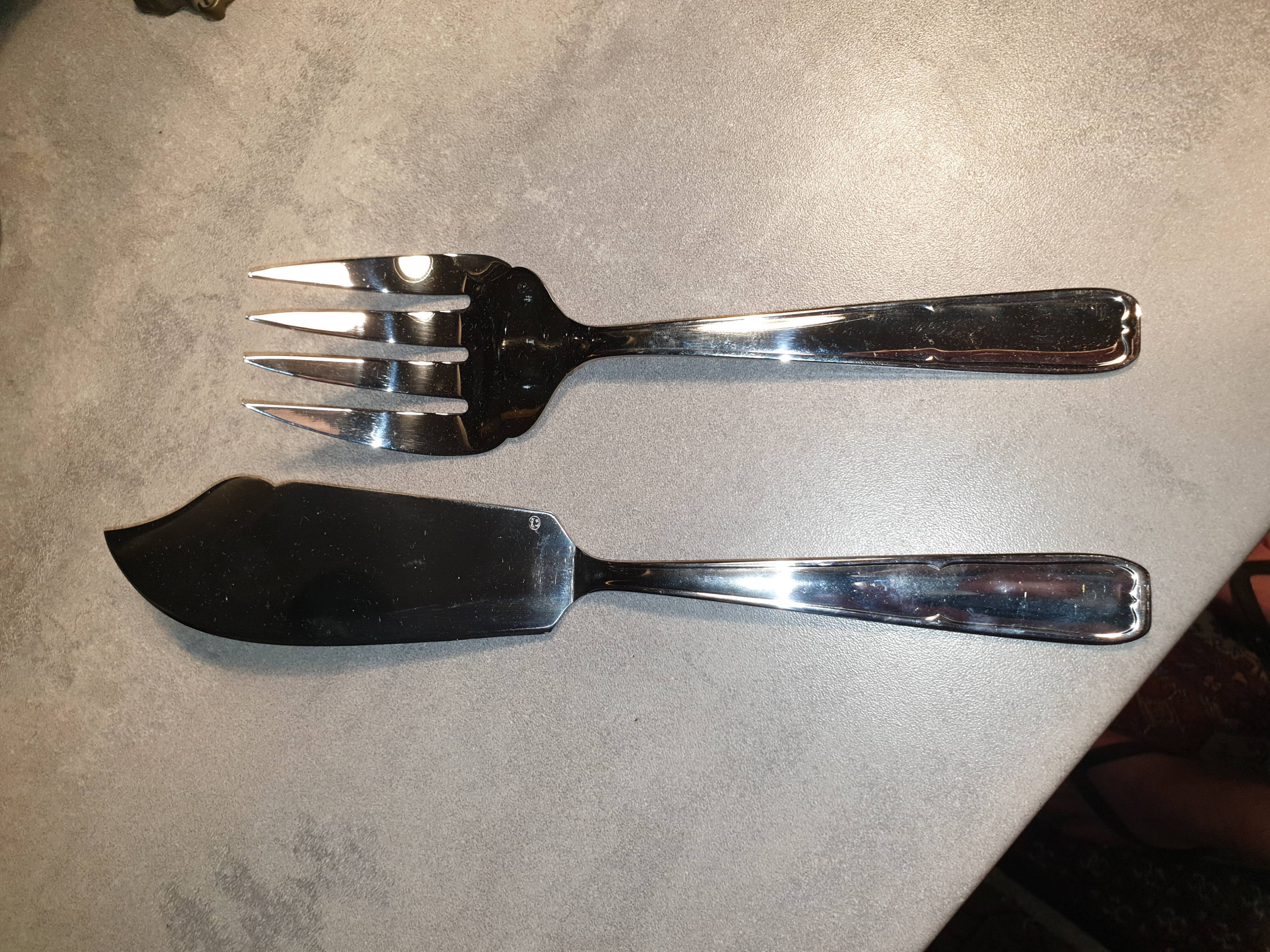 Fish service letang remy Paris