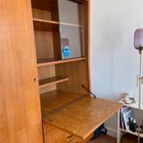 Armoire secrétaire scandinave,  Pied compas