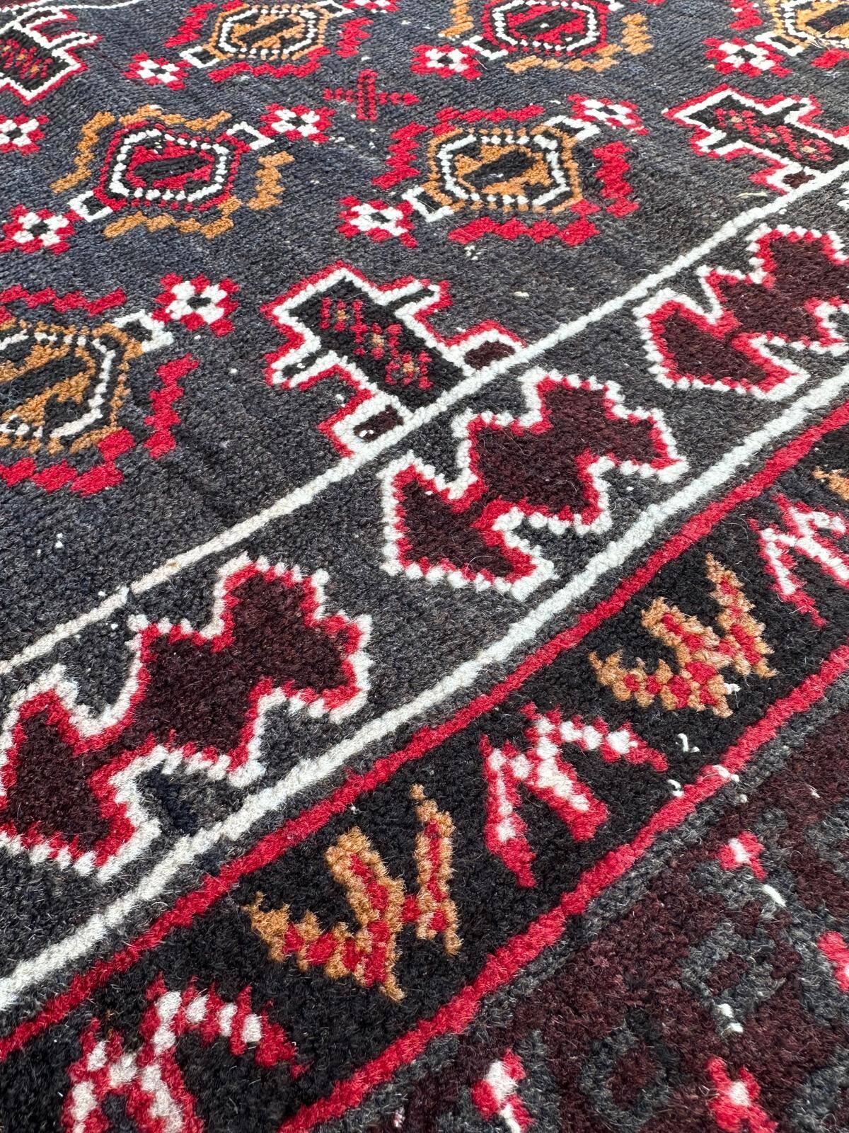 Handmade Persian rug 140cm x 90cm