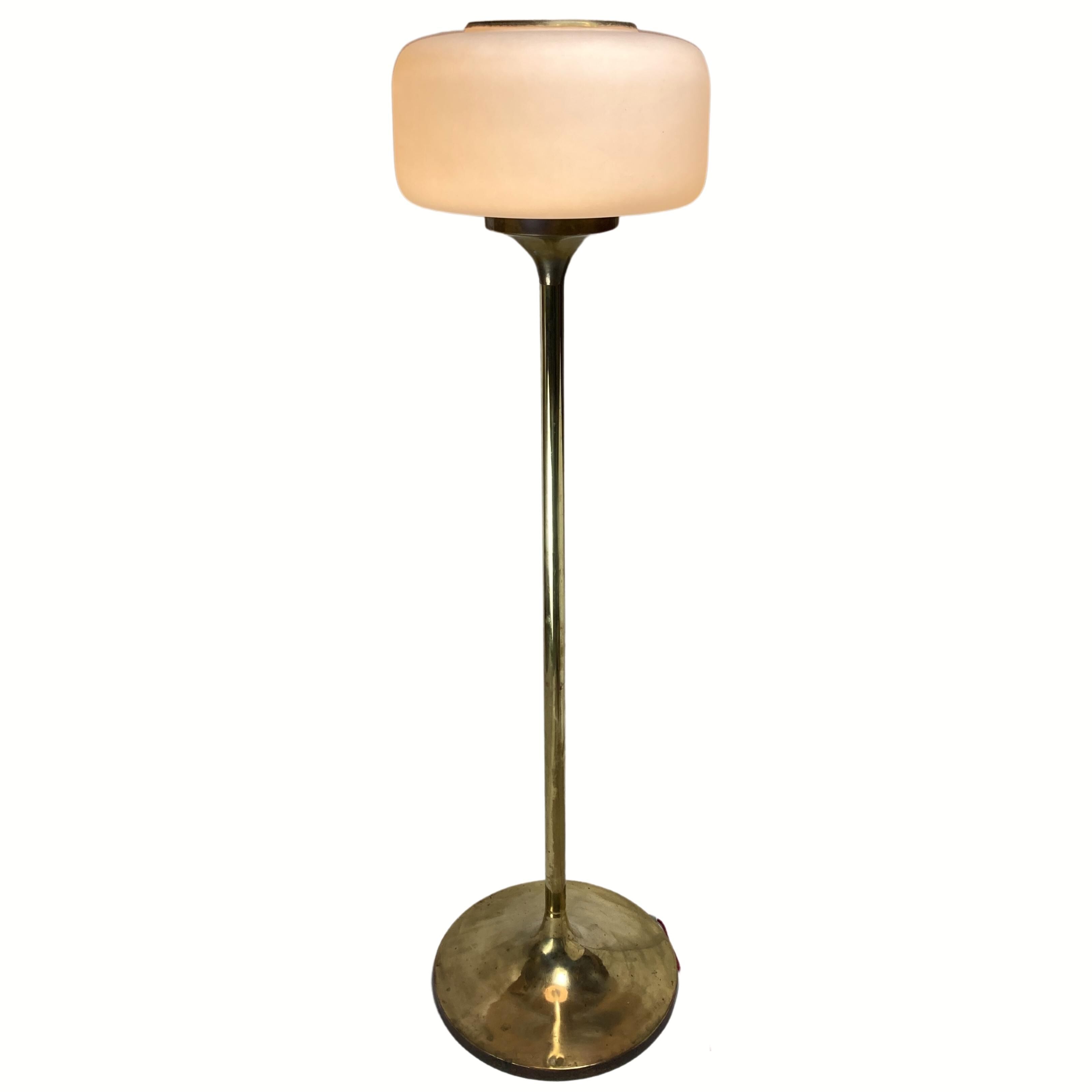 Lampadaire Art Déco en laiton patiné, 132cm