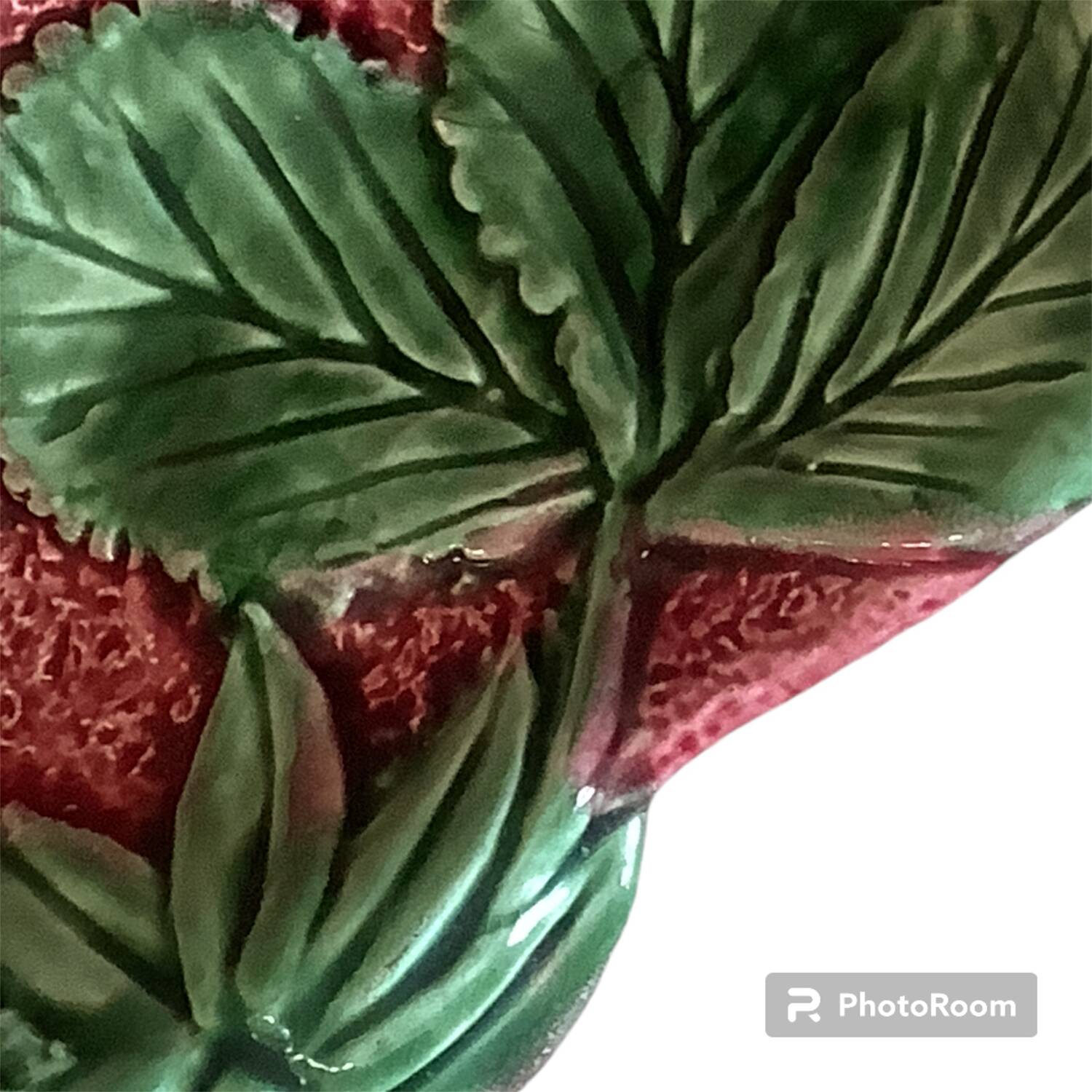 Strawberry barbotine salad bowl - rare piece