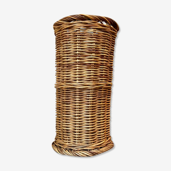 Braided wicker basket