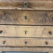 Louis Philippe chest of drawers in solid cherry wood, 19th century.