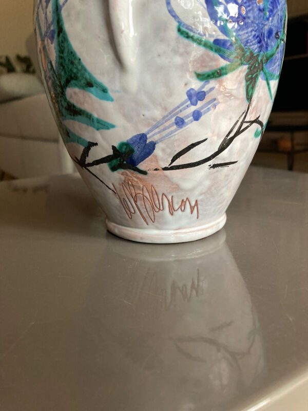 Cruche en ceramique signée Le Brescon