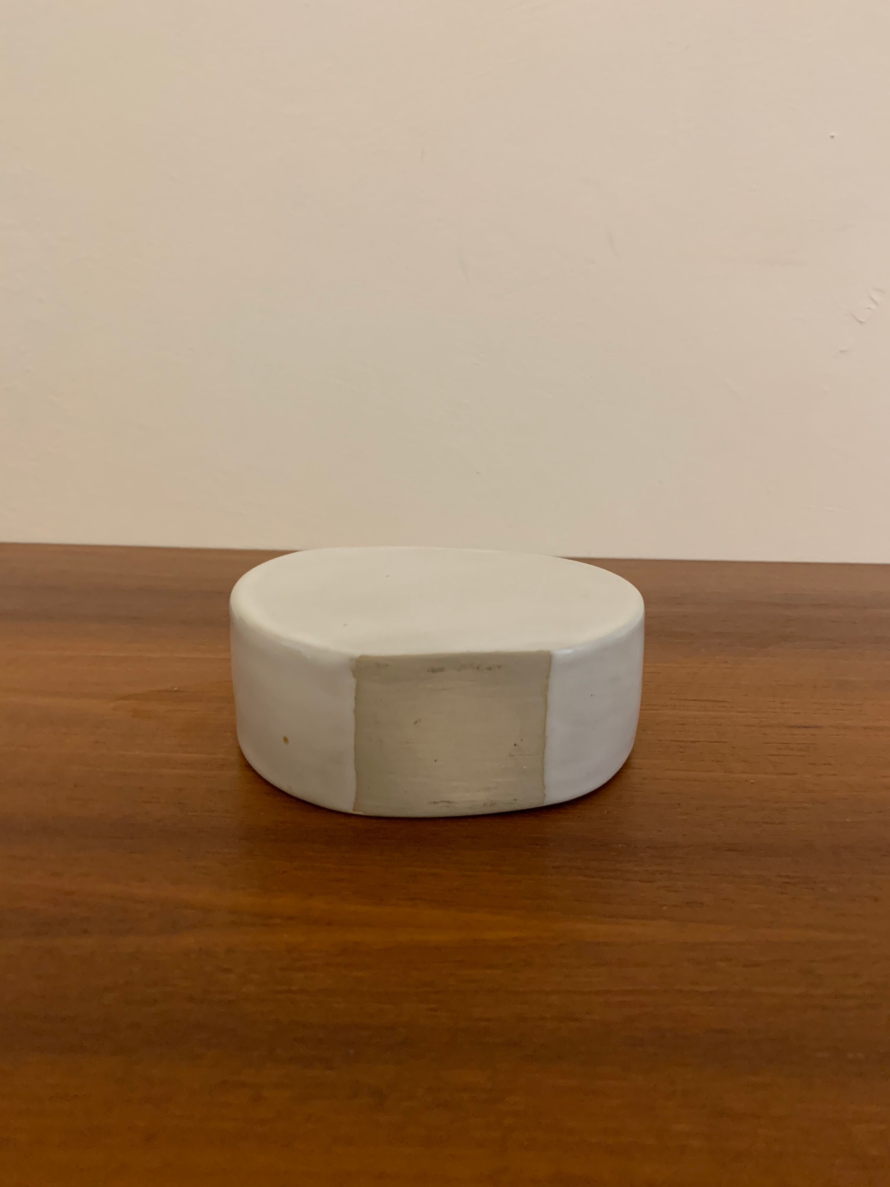 Ceramic vase white enamel