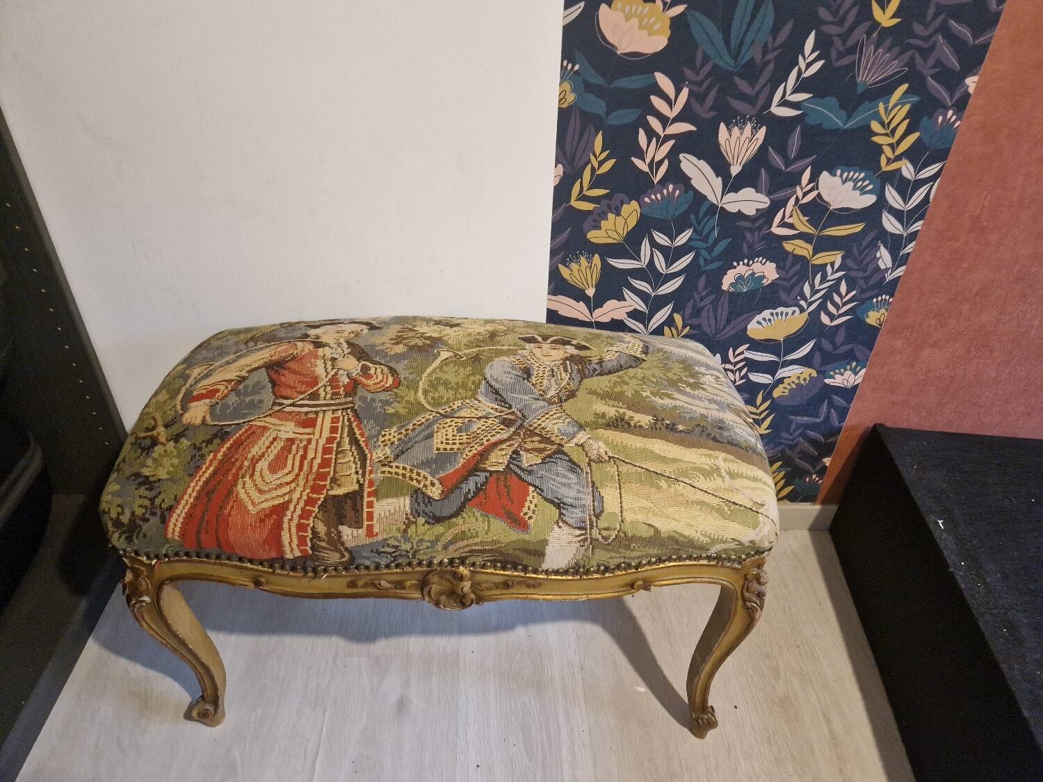 Vintage Louis XV style bench