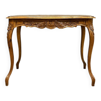 Louis XV style curved desk in blond walnut circa 1880