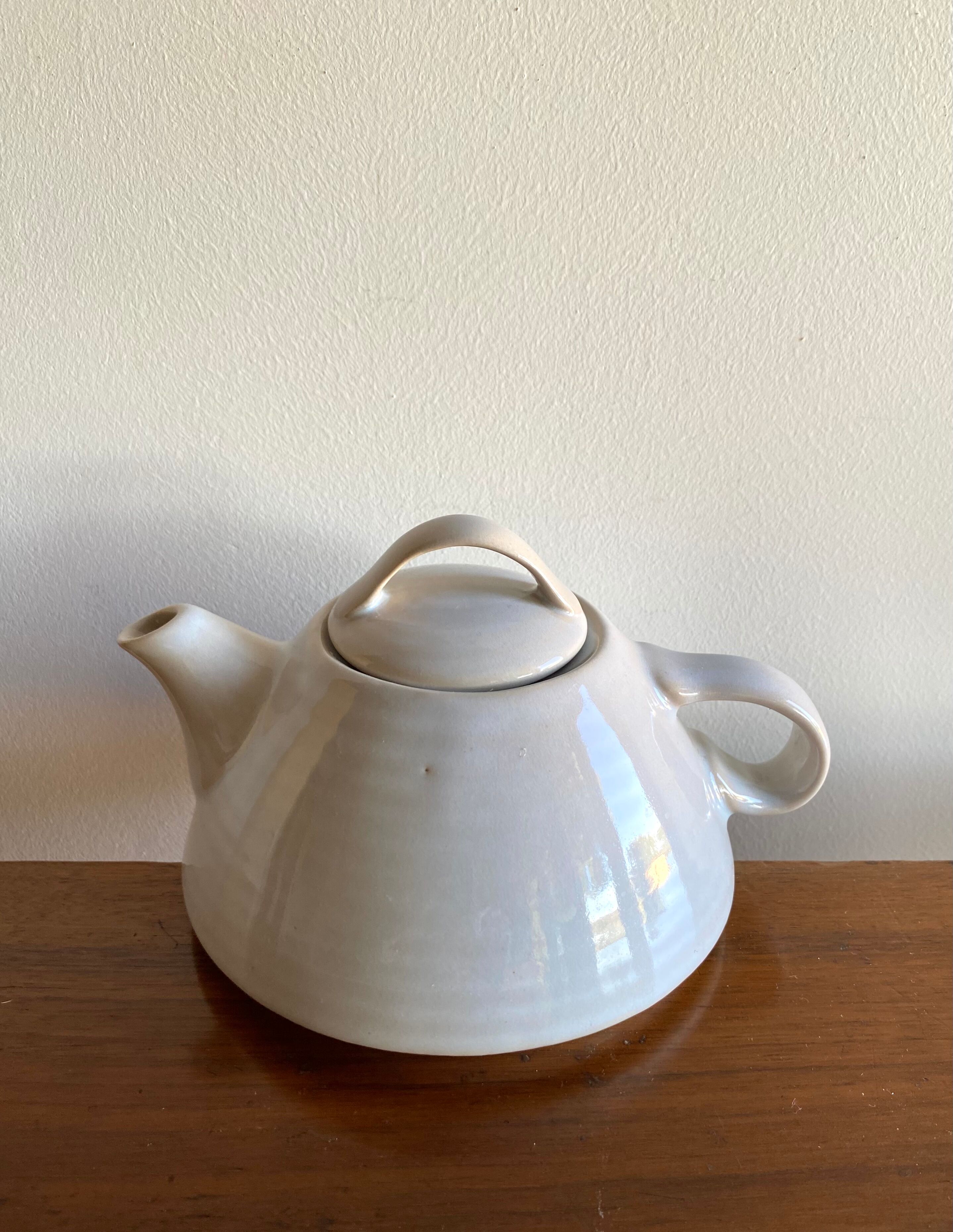 Scandinavian conical teapot 0.5L