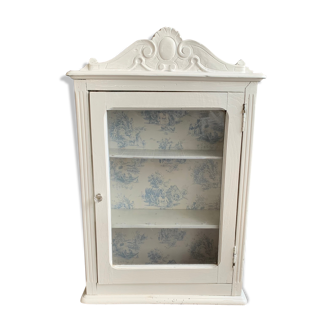 White lay wood window medicine cabinet