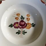 Series of 8 soup plates