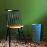 Porte-parapluie en céramique