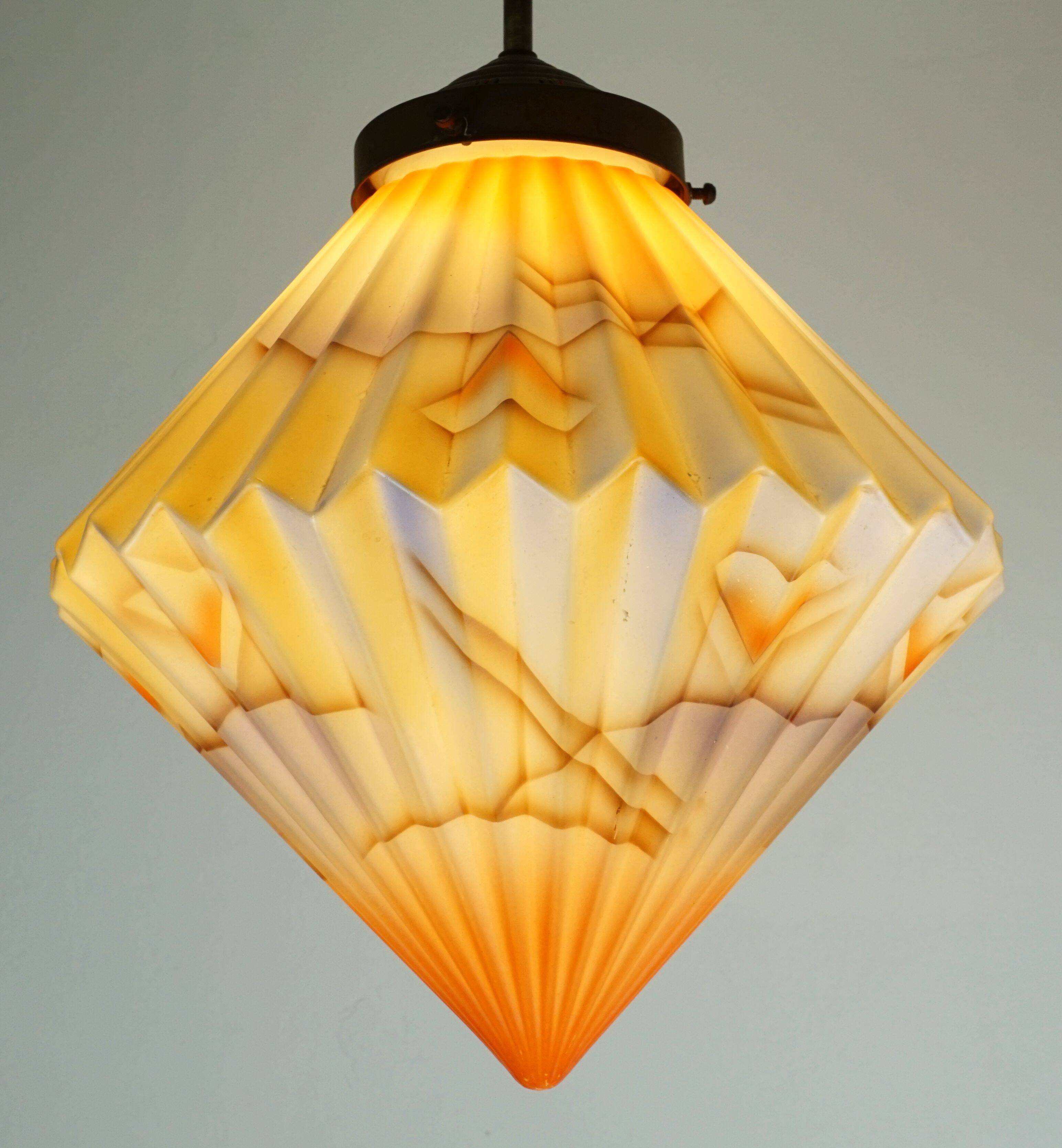 art déco glass PENDANT LIGHT airbrush pleated shape avantgarde design
