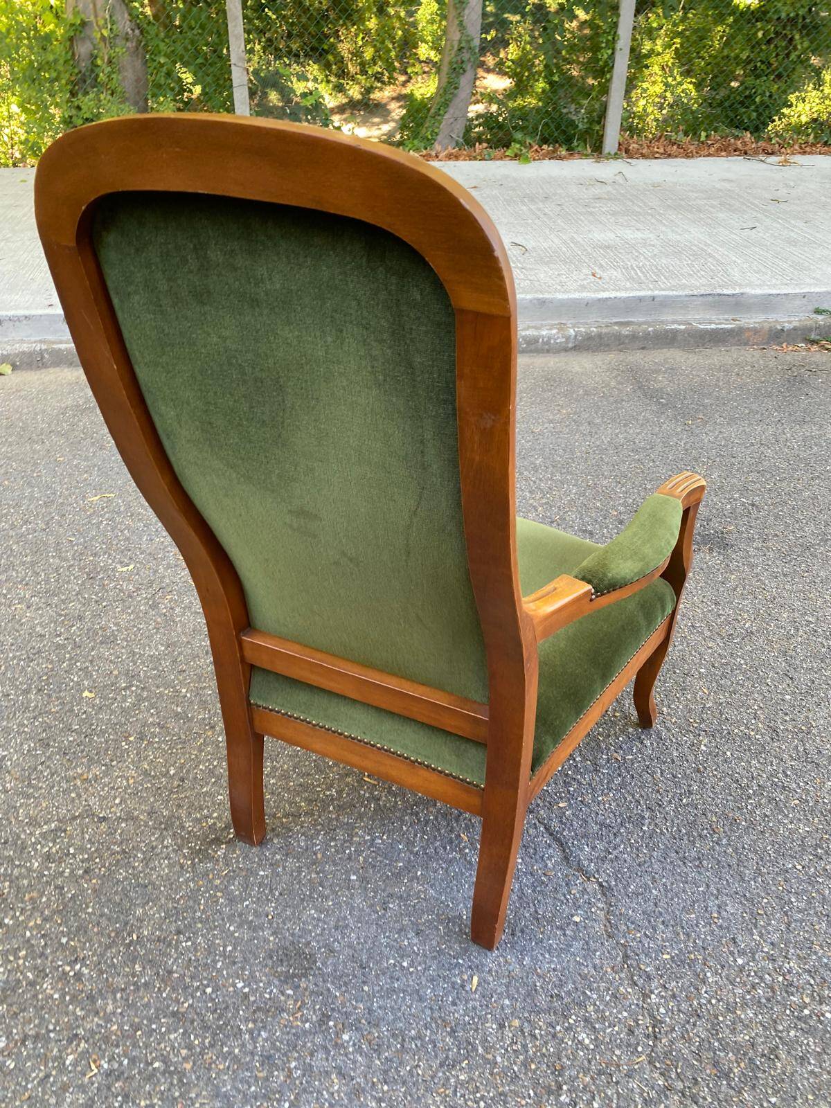 Fauteuil Voltaire Louis Philippe velours vert mousse confortable 1970