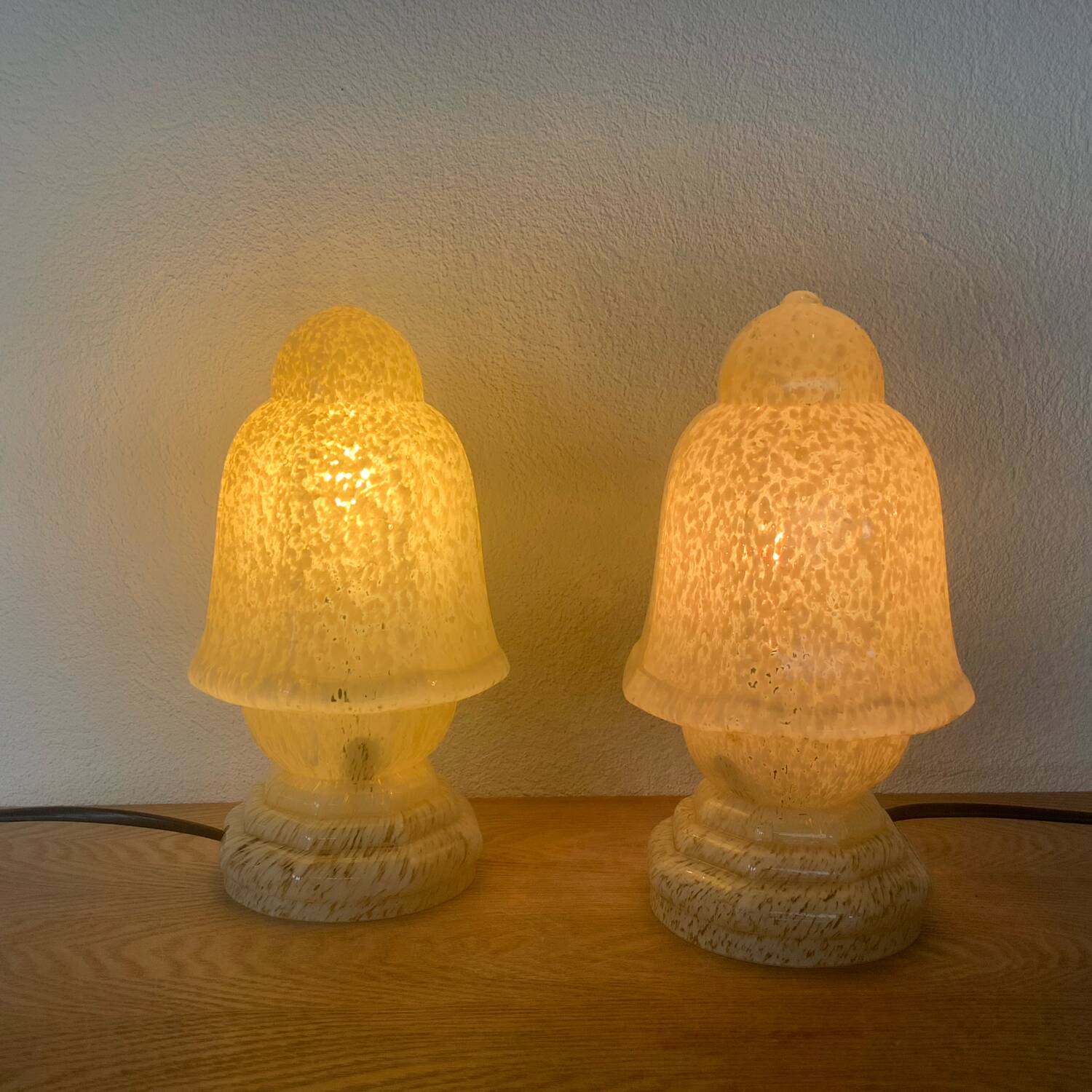 2 Art Deco Globe Lamps in Yellow Clichy Glass.
