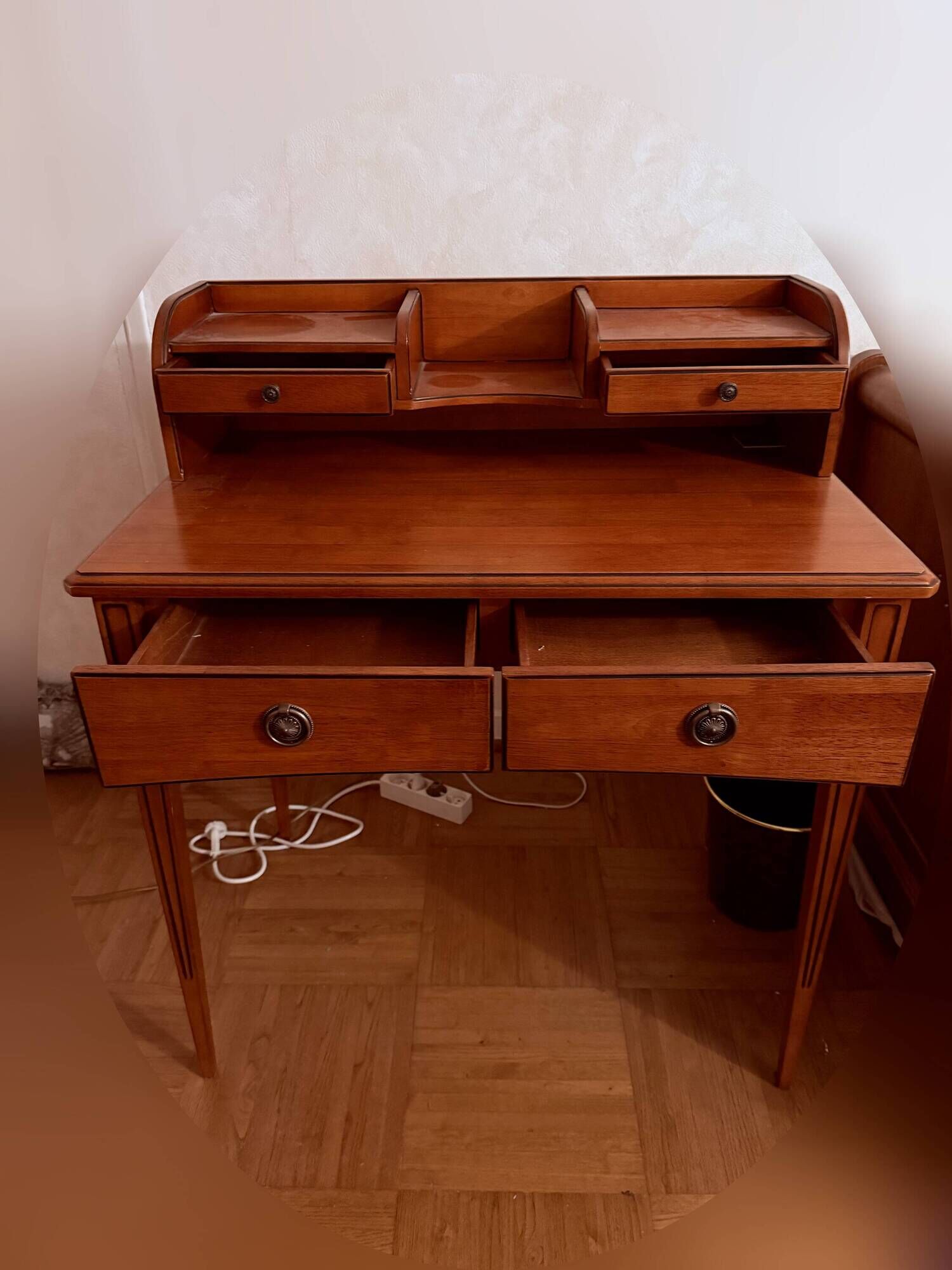 English style writing desk