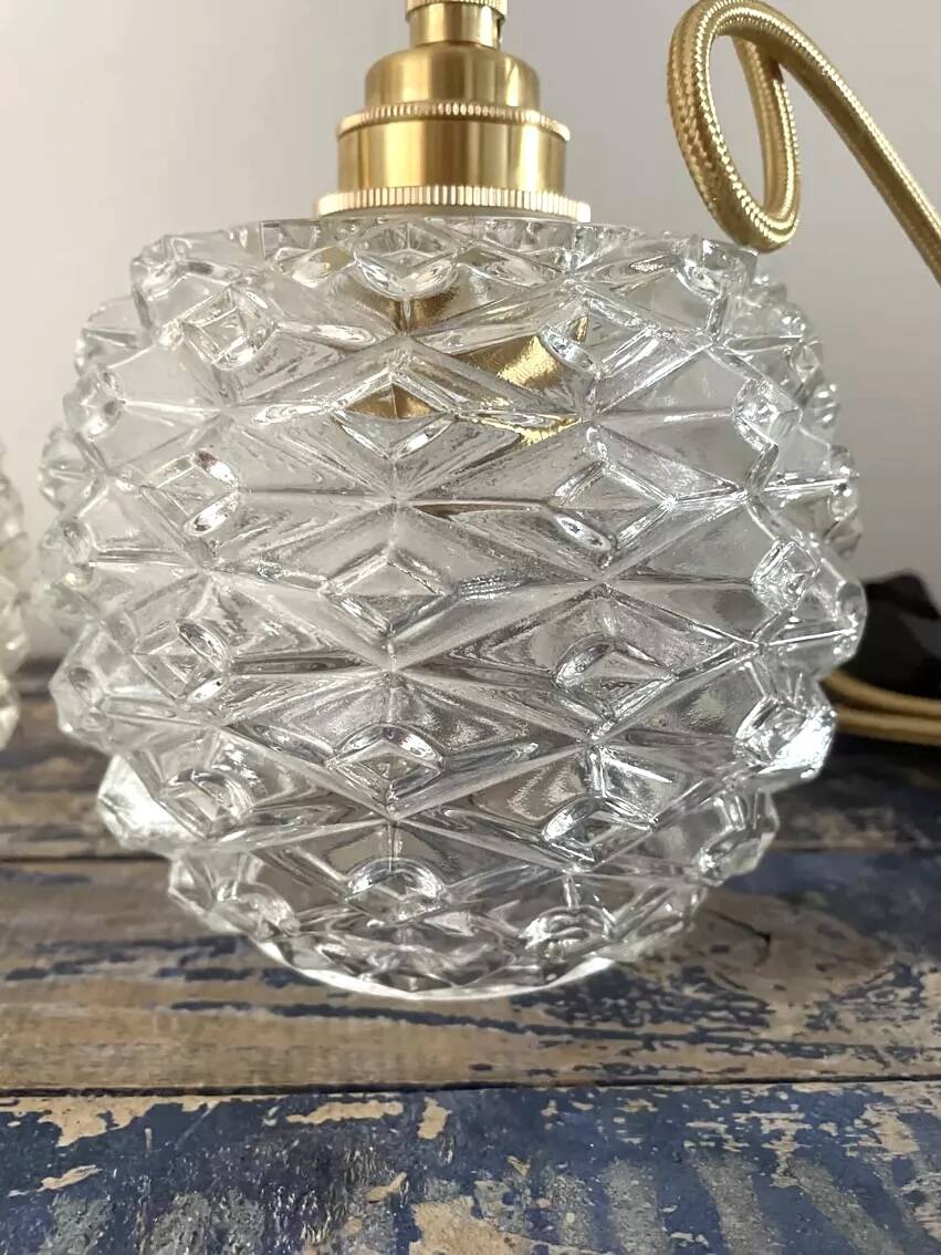 Set of two vintage portable lamps in chiseled glass