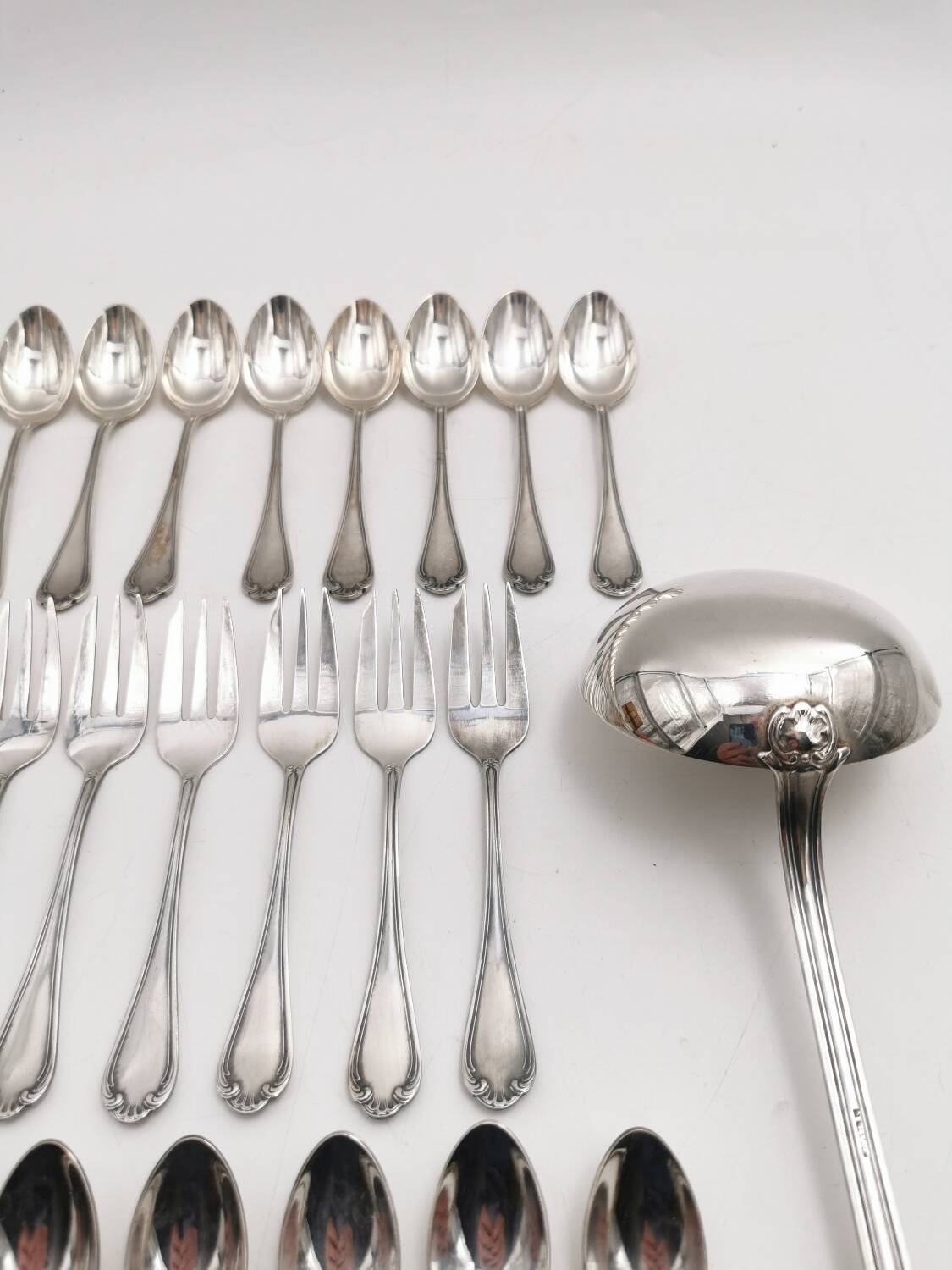 Deetjen 109 Piece Silverware Set Silver Metal Cutlery Set for 12 People