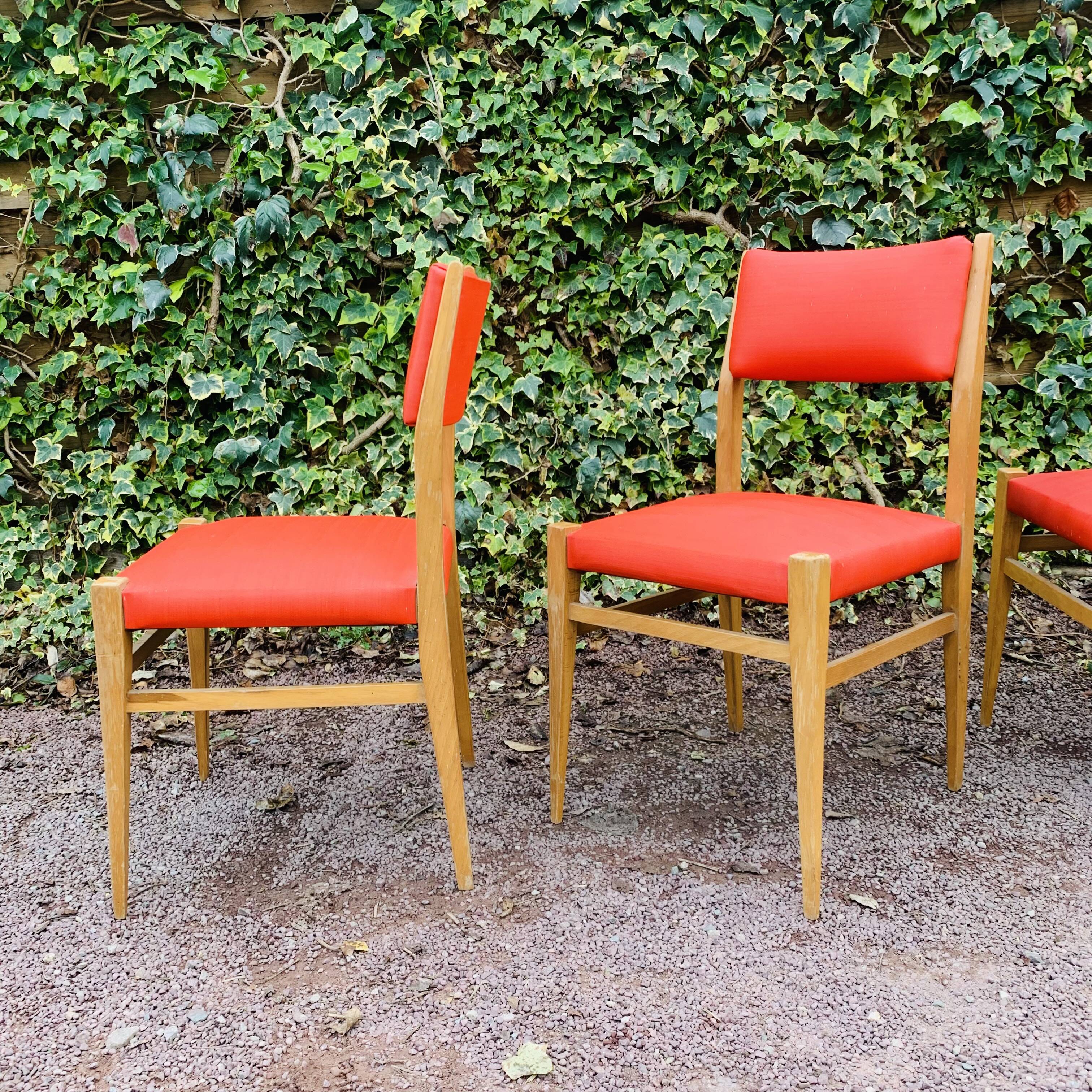 Set of 4 vintage chairs