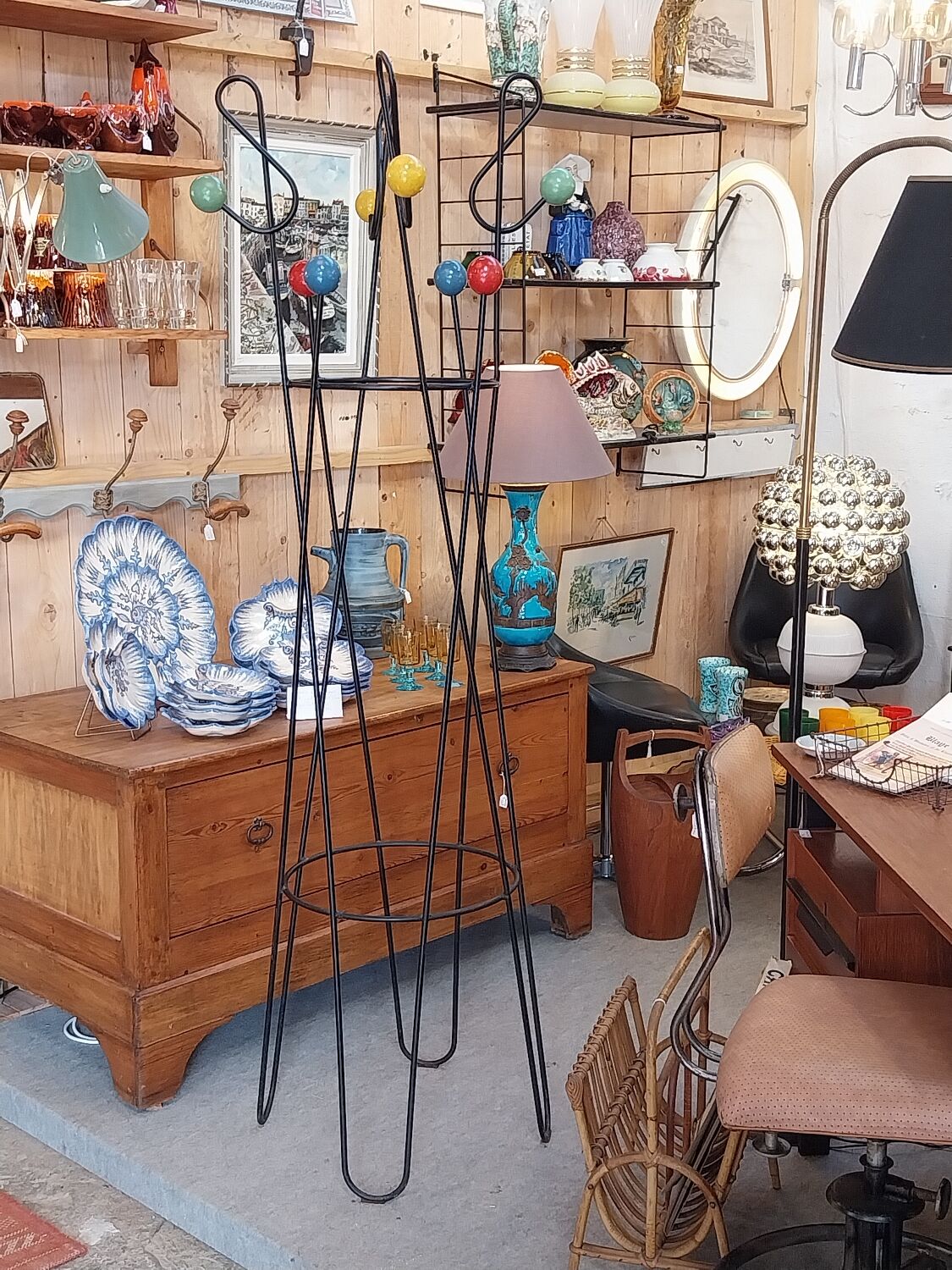 Coat rack attributed to Roger Feraud “treble clef” model