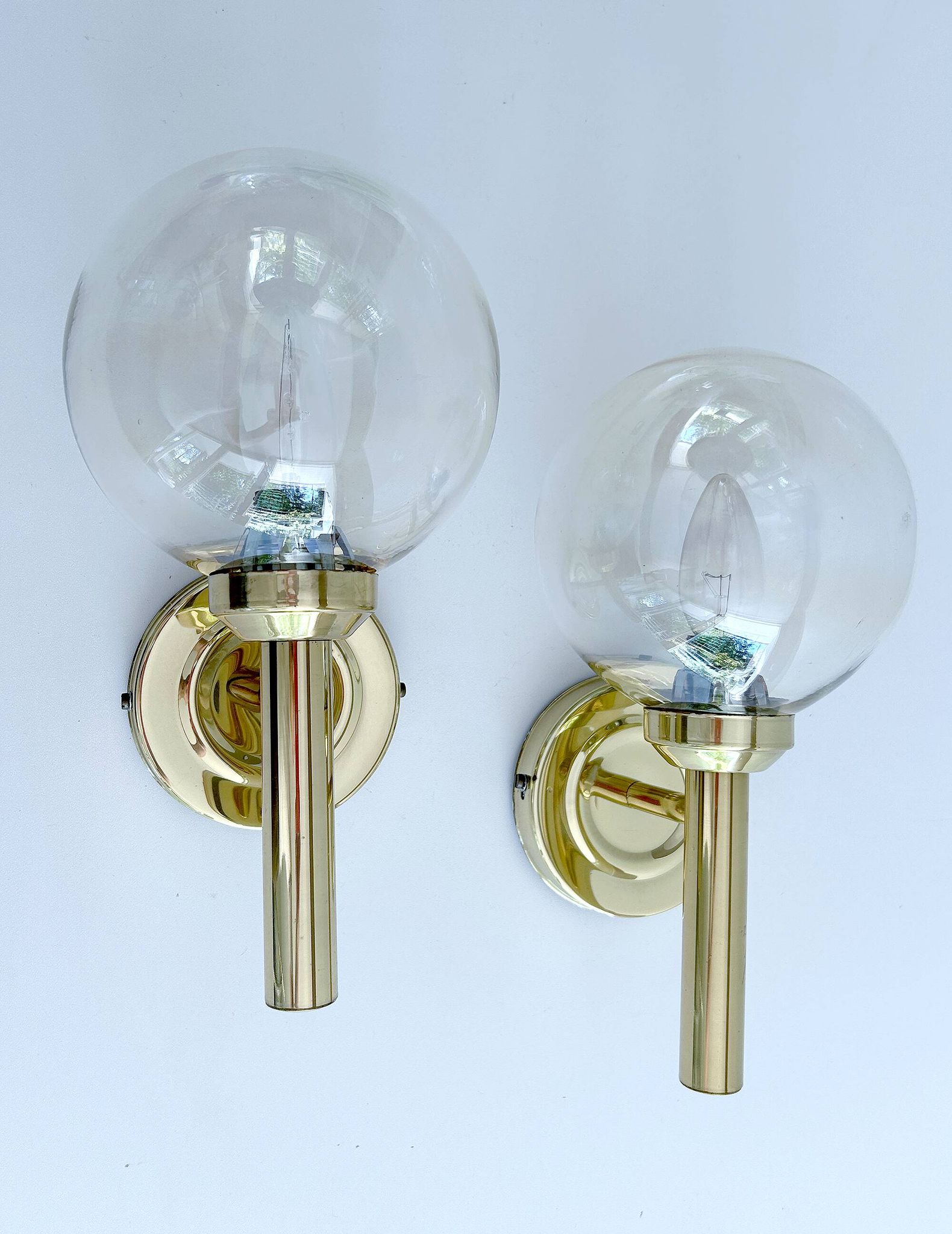 Paire d'appliques murales vintage scandinaves en verre