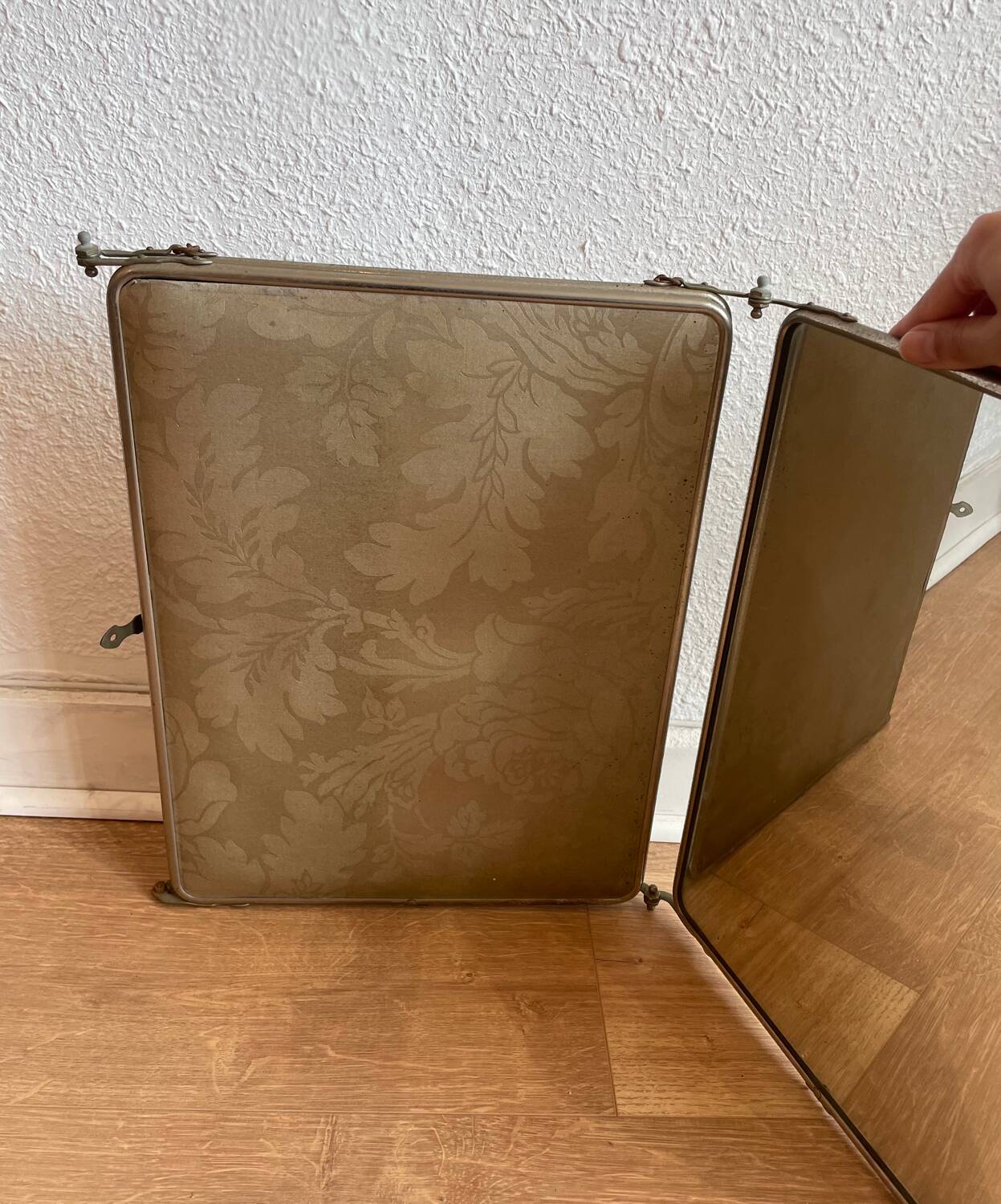 Large triptych barber mirror circa 1950, to stand or hang