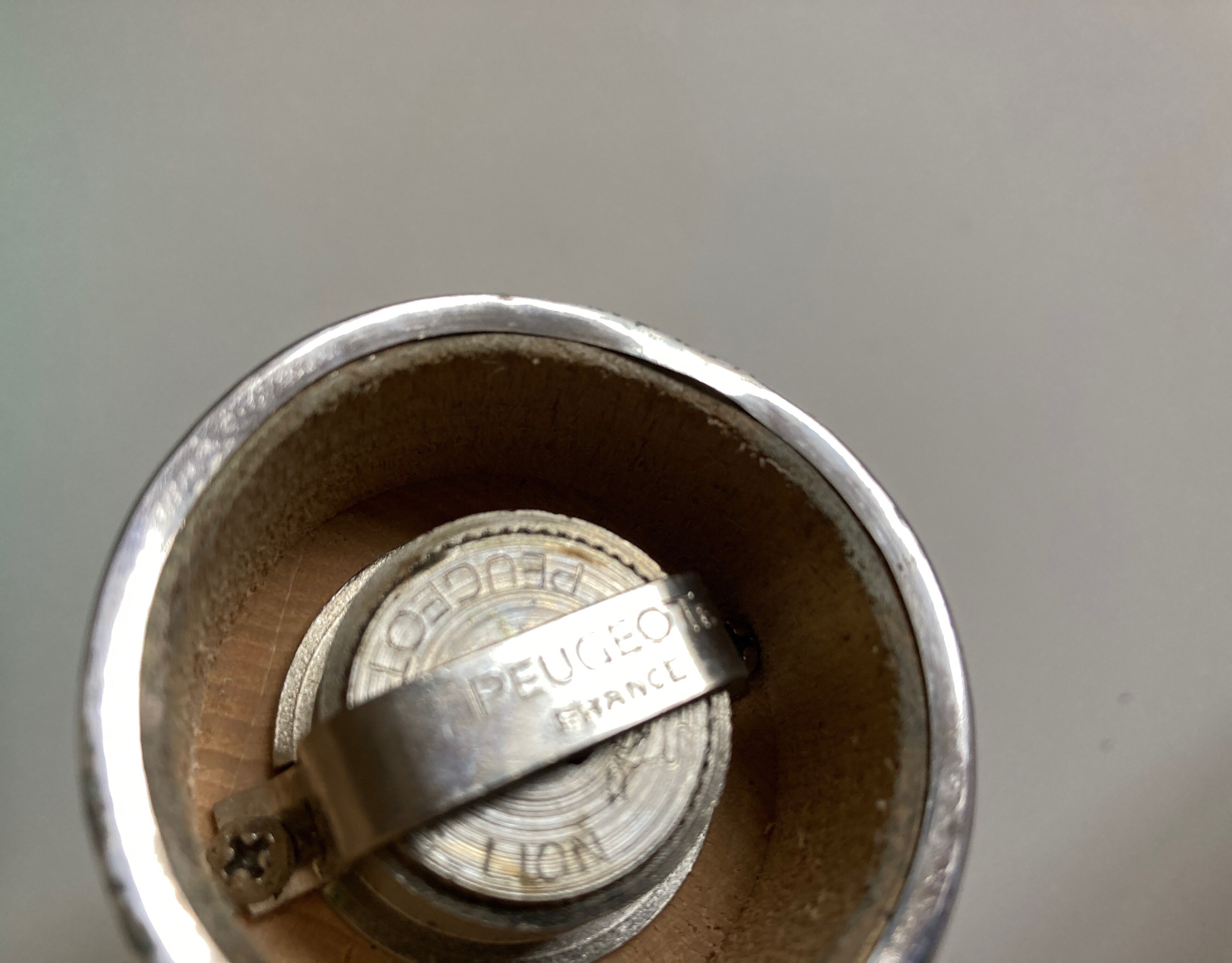 Pepper mill sterling silver Peugeot hallmarked