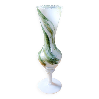 Opaline vase in the Murano style