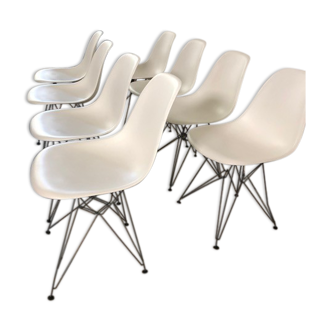 Eames DSW chairs for Vitra