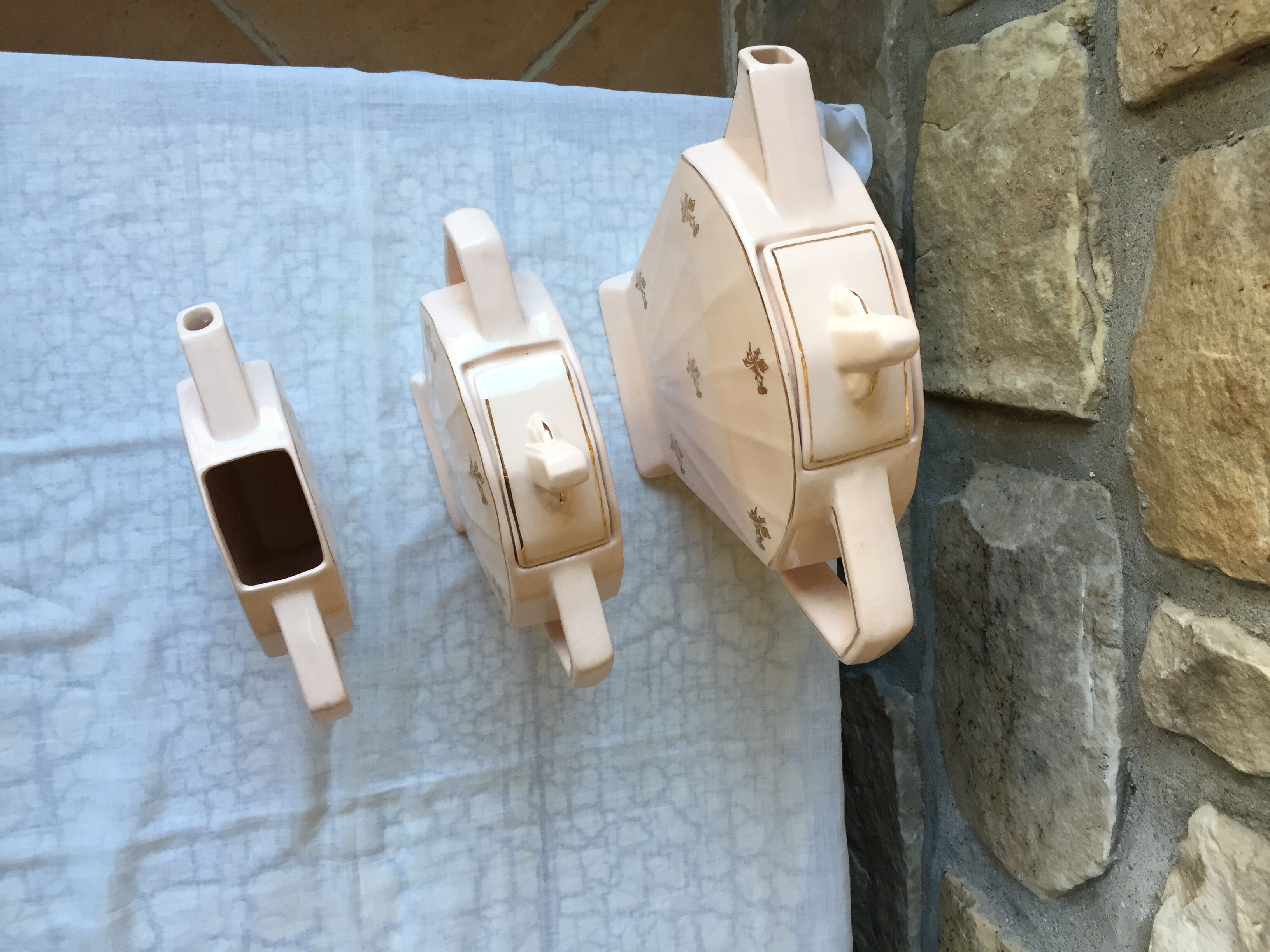 Art deco coffee service in rosé earthenware