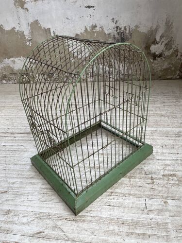 Cage métallique décorative