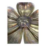 Flower-shaped decoration