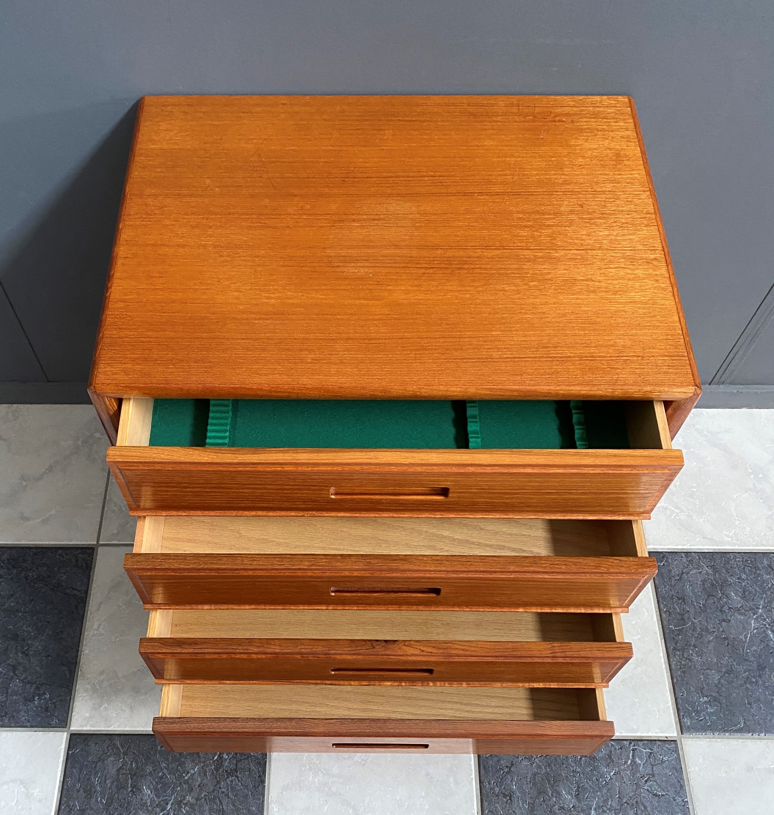 Teak chest of drawers Danish 1960s