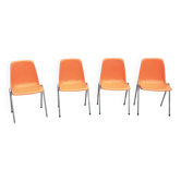 Chaises plastique orange