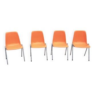 Chaises plastique orange